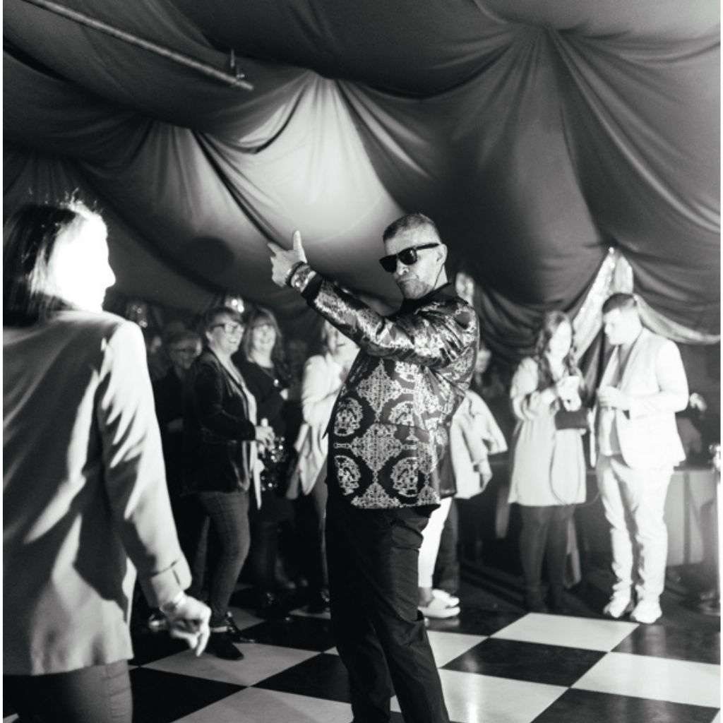 Deckerdence Dancefloor set for the party