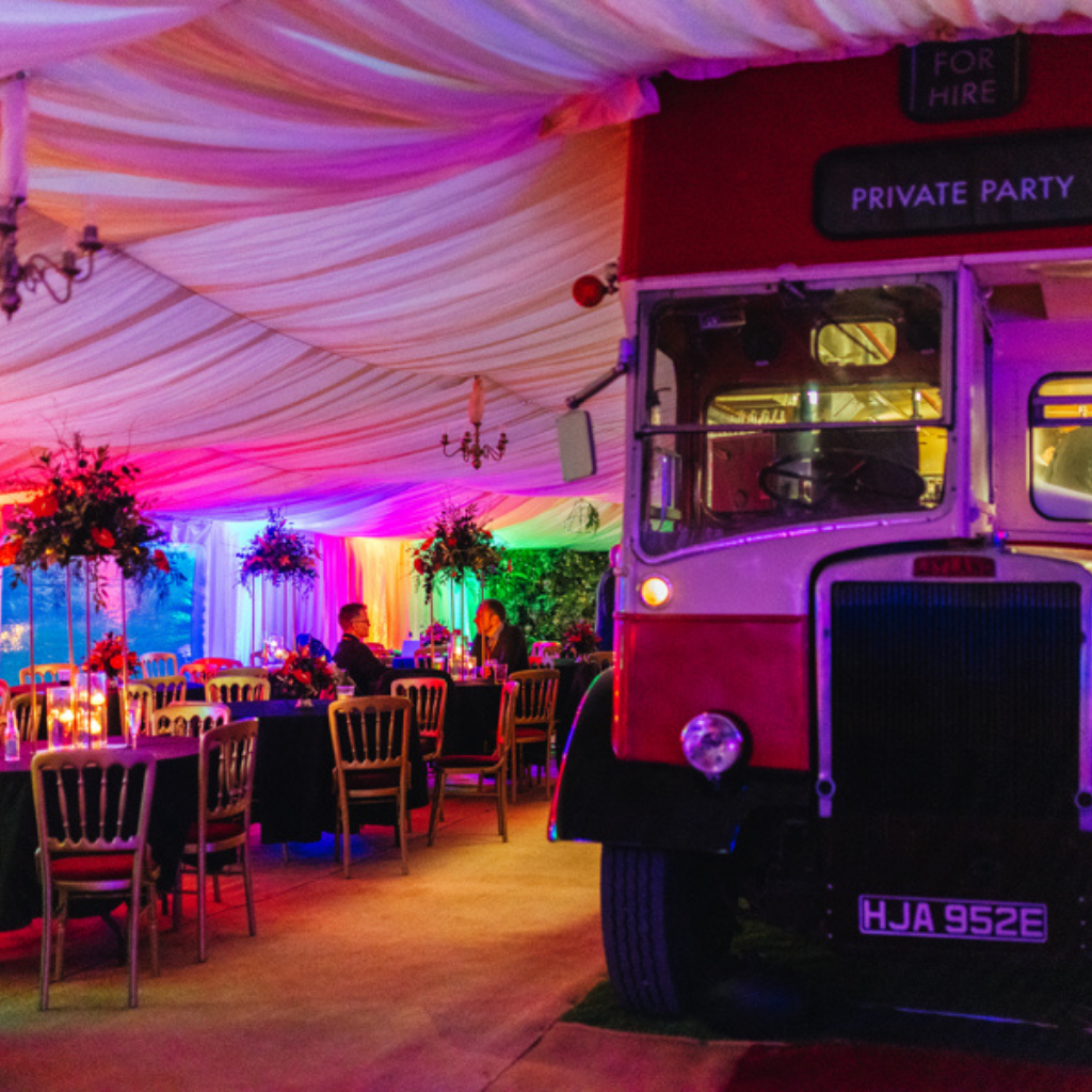 Dekerdence bus with Private Party buuus blind